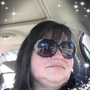 Meet your Posher, Regina rose